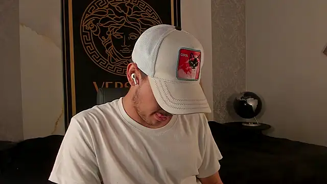 Desmon Clark online show from 09-20-25, 12:37