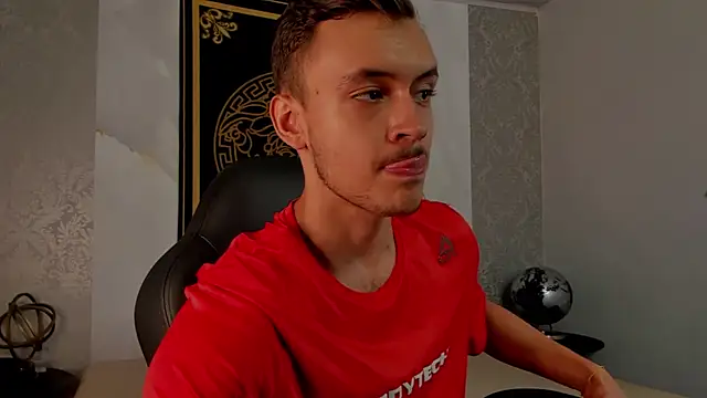 Desmon Clark online show from 03-06-25, 07:32