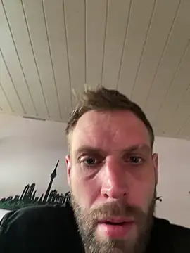 Snapshot of privat-official chatting on 03-21-25, 04:29 privat-official online show from 03-21-25, 04:29