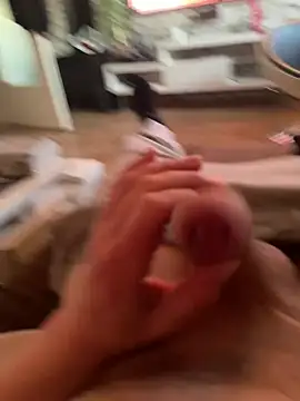 Snapshot of privat-official chatting on 03-19-25, 05:17 privat-official online show from 03-19-25, 05:17