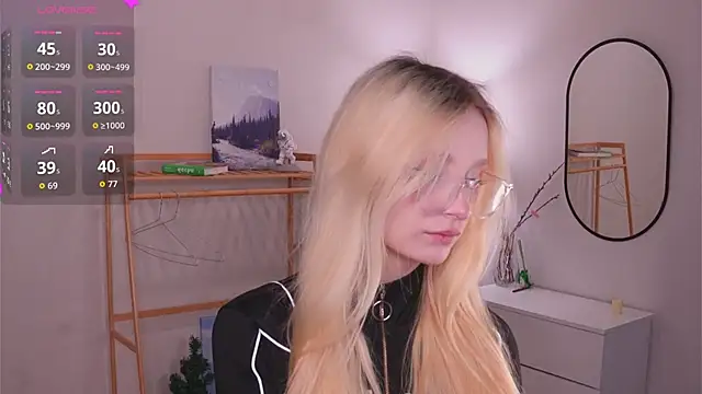 Snapshot of Naughty__Couplles chatting on 02-21-26, 03:08 Naughty Couplles online show from 02-21-26, 03:08