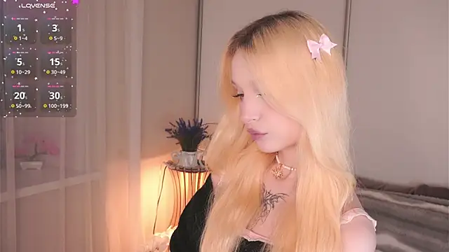 Snapshot of Naughty__Couplles chatting on 02-05-26, 04:14 Naughty Couplles online show from 02-05-26, 04:14