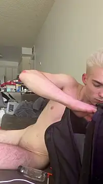 Snapshot of cbuchanan15 chatting on 02-15-26, 04:28 cbuchanan15 online show from 02-15-26, 04:28