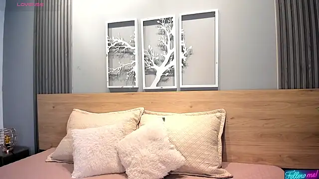 Candys victoria online show from 06-12-26, 04:43