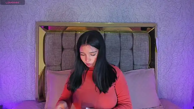 Candys victoria online show from 07-24-26, 04:19