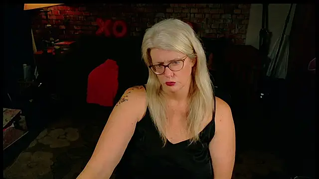 AliceHarlot online show from 05-19-26, 11:34