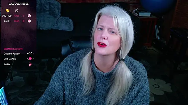 AliceHarlot online show from 10-16-25, 03:48