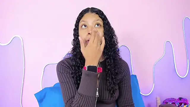 Mingie Rouse online show from 10-28-25, 12:04