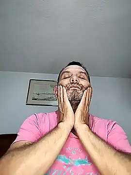 RogueTraveler online show from 09-29-25, 03:57