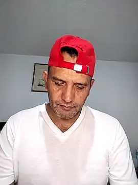 RogueTraveler online show from 09-13-25, 03:28