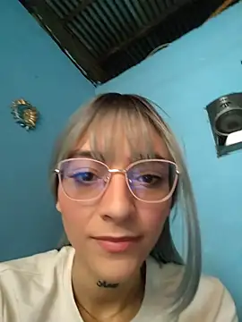 Dani pegin online show from 11-13-25, 04:00