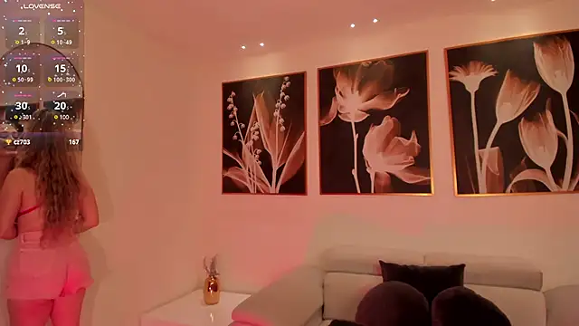 TiaraLawrence online show from 12-13-24, 02:32