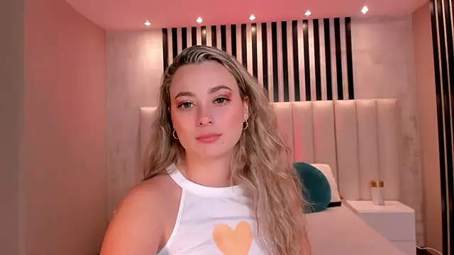 TiaraLawrence online show from 12-10-24, 12:06