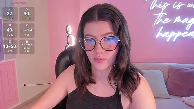 AmberFarrell online show from 02-13-26, 08:09