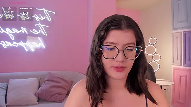 AmberFarrell online show from 02-09-26, 08:18