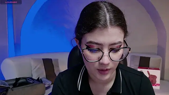 AmberFarrell online show from 01-13-26, 09:19