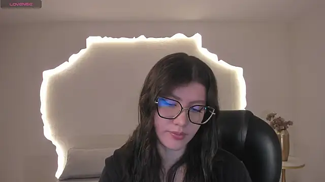 Snapshot of AmberFarrell chatting on 06-08-26, 08:31 AmberFarrell online show from 06-08-26, 08:31