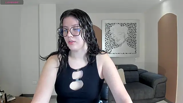 Snapshot of AmberFarrell chatting on 06-04-26, 08:57 AmberFarrell online show from 06-04-26, 08:57