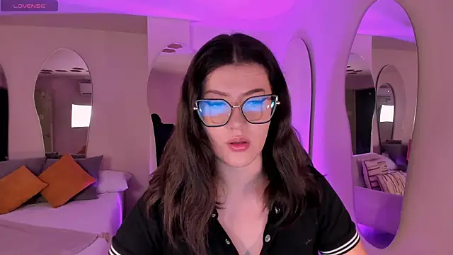 AmberFarrell online show from 04-03-26, 08:04