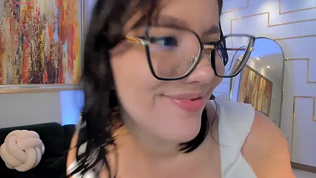 AmberFarrell online show from 10-30-25, 12:09