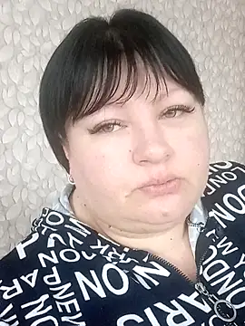 Snapshot of Marina376 chatting on 01-17-25, 08:34 Marina376 online show from 01-17-25, 08:34