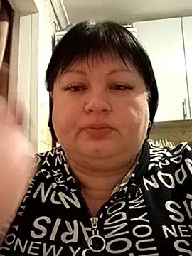 Snapshot of Marina376 chatting on 03-08-25, 09:18 Marina376 online show from 03-08-25, 09:18