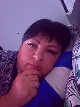 Snapshot of Marina376 chatting on 10-16-25, 05:43 Marina376 online show from 10-16-25, 05:43