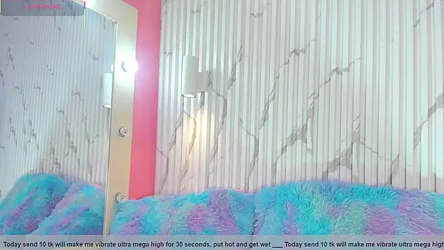 Snapshot of valentina_lux chatting on 10-20-25, 07:14 valentina lux online show from 10-20-25, 07:14