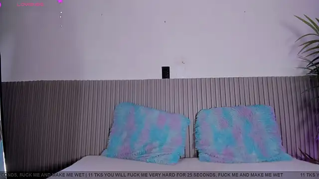 valentina lux online show from 03-31-26, 08:44