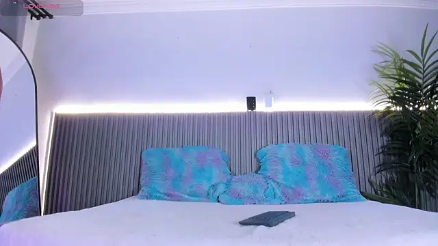 valentina lux online show from 02-06-26, 07:21