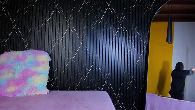 Snapshot of valentina_lux chatting on 09-30-25, 07:31 valentina lux online show from 09-30-25, 07:31