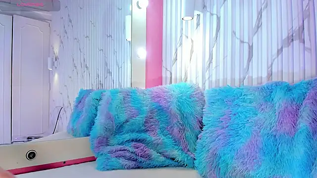 valentina lux online show from 10-29-25, 07:13