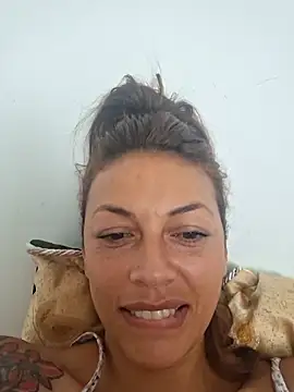 Hanna Charming online show from 04-19-26, 03:13