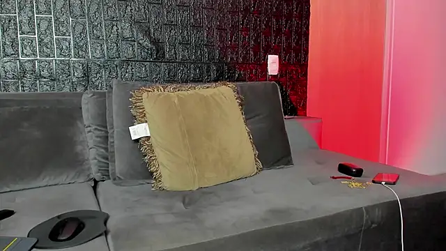 Aaron ST online show from 02-25-25, 10:48