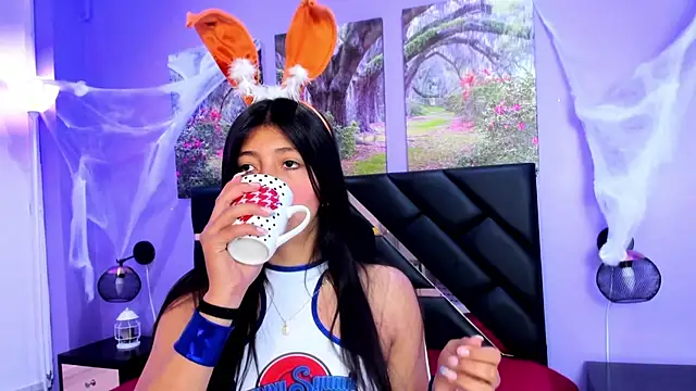 KimberlyVillaLobos online show from 10-31-25, 11:40