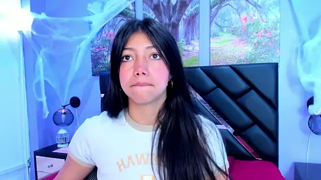 KimberlyVillaLobos online show from 10-20-25, 11:33