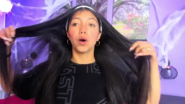 KimberlyVillaLobos online show from 10-15-25, 12:24