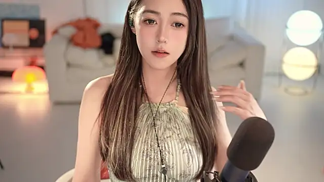Snapshot of Roseonly_ chatting on 05-03-26, 01:25 Roseonly online show from 05-03-26, 01:25