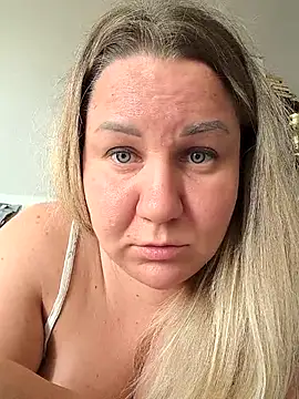 Anna Curvy online show from 07-30-26, 12:04