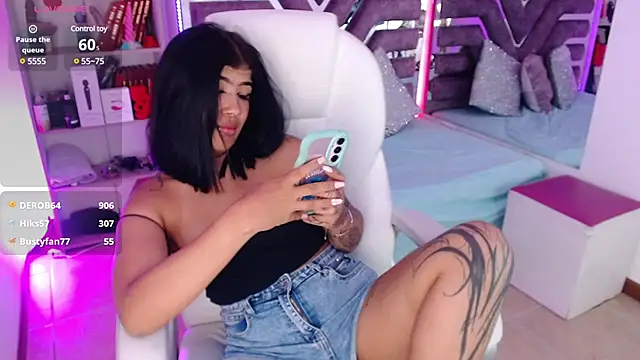 AliceWalker 11 online show from 03-21-25, 11:23