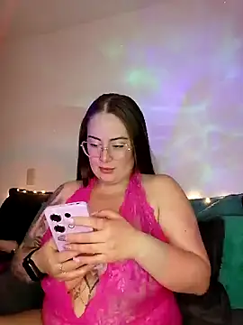 soofy   online show from 09-26-25, 03:02