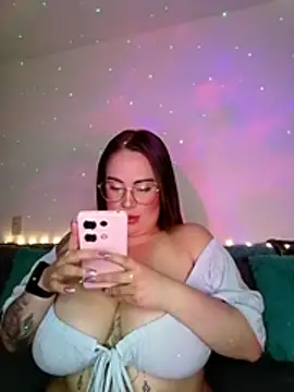 soofy   online show from 03-17-26, 04:26