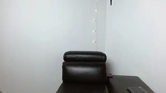 JhoanitaCats online show from 12-09-24, 11:03