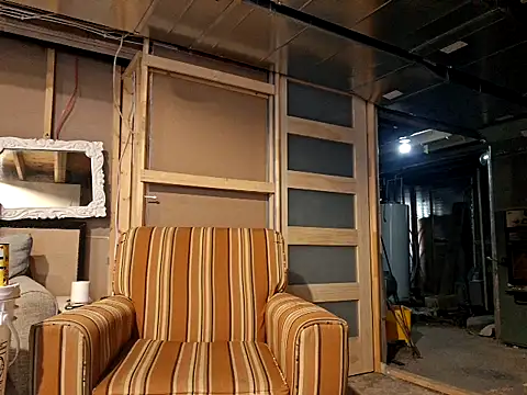 Snapshot of Frankdick01 chatting on 02-05-26, 12:28 Frankdick01 online show from 02-05-26, 12:28