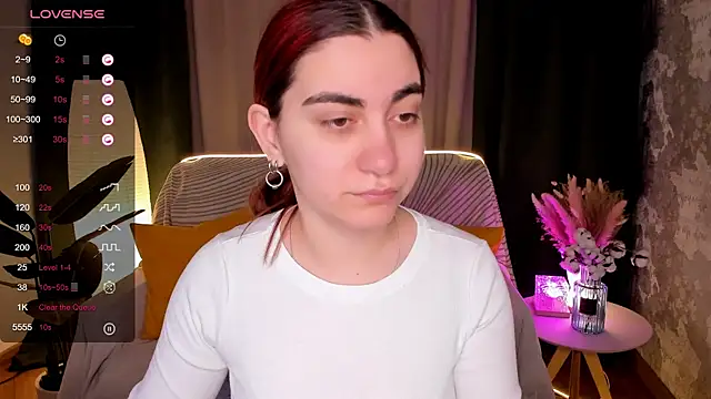 hannacheekss  online show from 02-19-26, 02:08