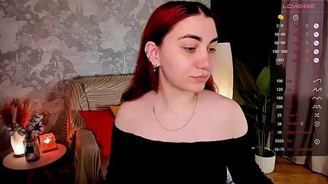 hannacheekss  online show from 06-22-26, 02:06