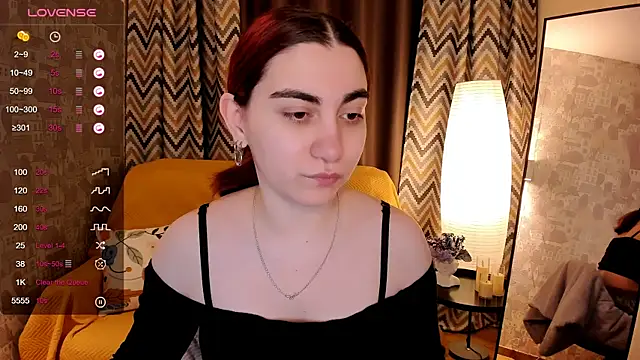 hannacheekss  online show from 02-17-26, 02:09