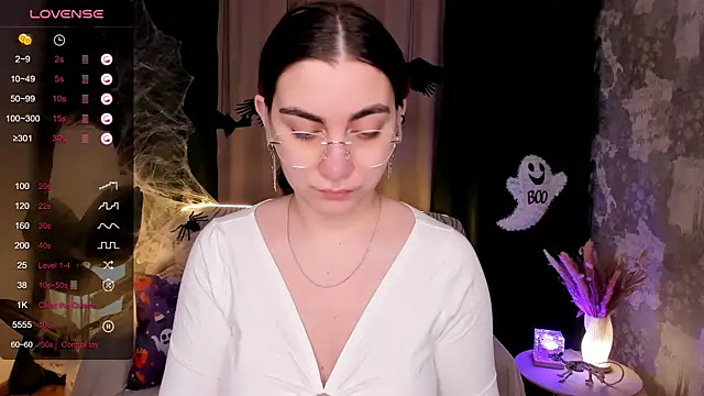 hannacheekss  online show from 11-03-25, 01:55