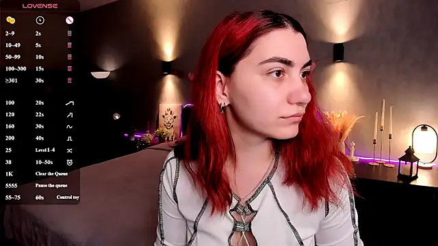 hannacheekss  online show from 07-06-26, 02:07