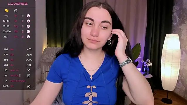 hannacheekss  online show from 02-15-25, 05:41